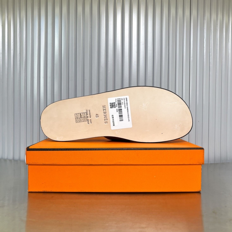 H**me5 slippers